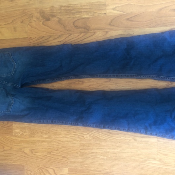 Jeans - Picture 2 of 4